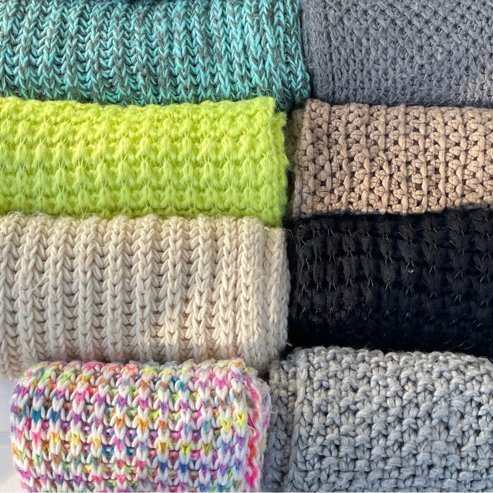 Lot of 10 Knit Infinity Scarfs Aeropostale, American Eagle, Eyeful READ Descript - Picture 2 of 12